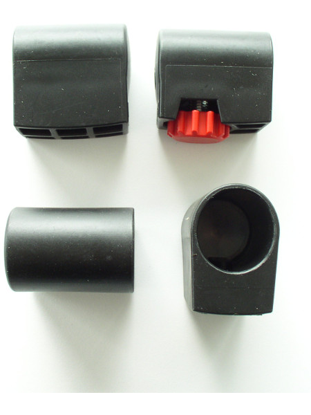 E004 in schwarz ist dasFusskappen-Set für den Klappstehtisch KT70-85. Immer 3 Kappen ohne und 1 mit Stellschraube!