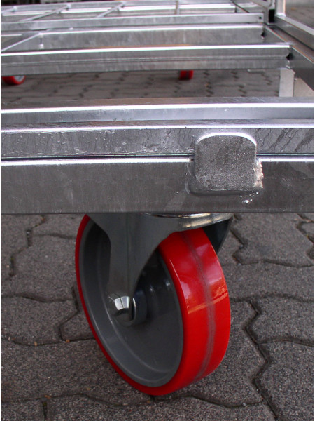 Tranportbox Garnituren: Stabile Rolle mit Bremse und 200 cm Durchmesser und hoher Tragkraft